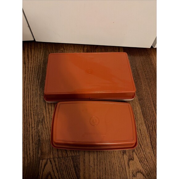 Vintage Tupperware Deli Keeper Meat Bacon Containers Lot Of 2 With Lid 794 & 816 - Picture 3 of 3